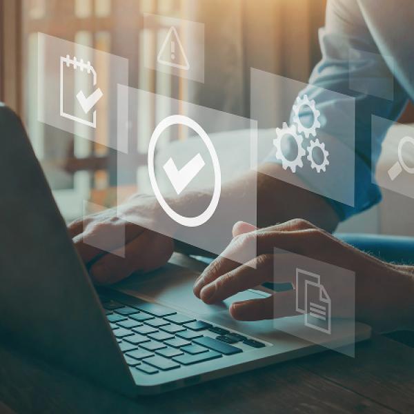 Computer with graphics 